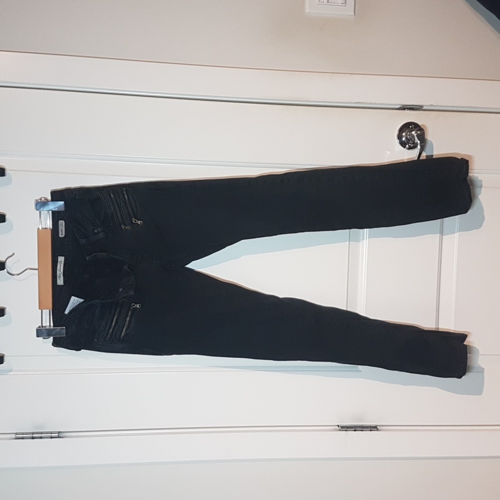 Women's jeans